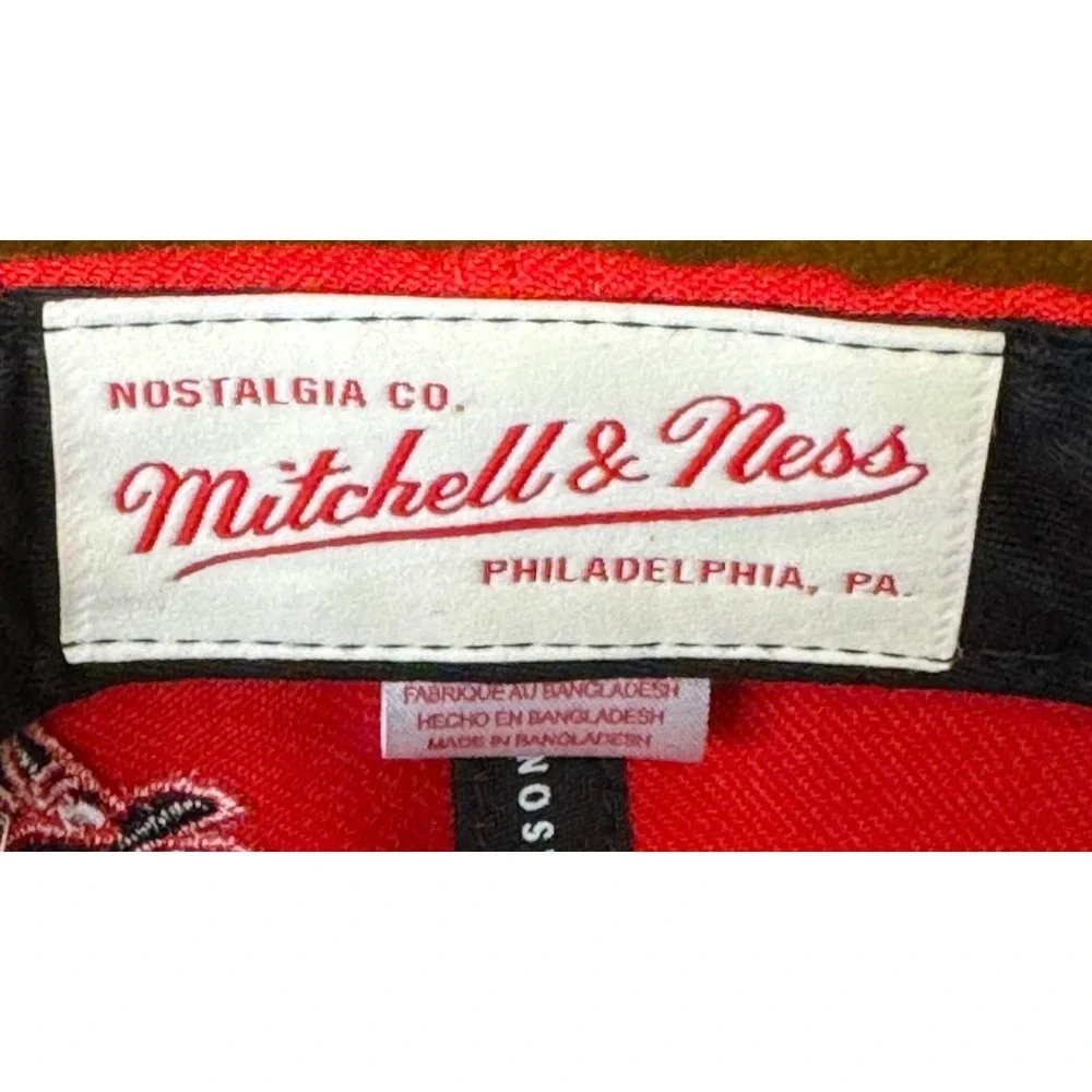 Mitchell & Ness Chicago Bulls Hardwood Classics Script Snapback OSFA